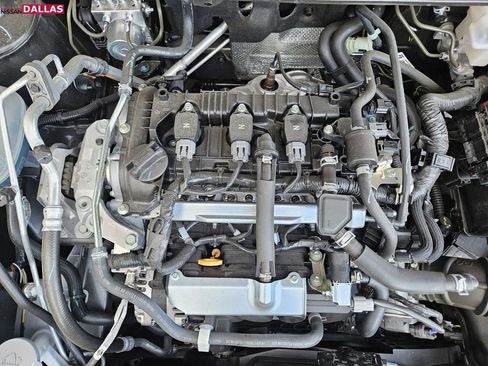 New 2025 Nissan Kicks Play S image 22