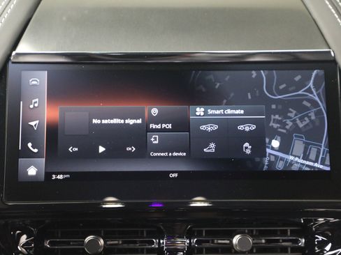 New 2026 Aston Martin DBX 707 image 37