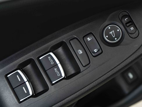 Used 2019 Honda Accord Sport image 35
