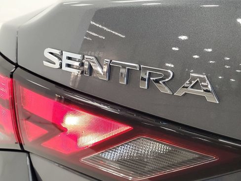 Used 2024 Nissan Sentra SV FWD image 7