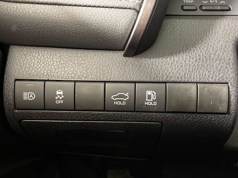 Certified 2023 Toyota Camry SE FWD image 28