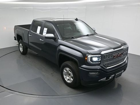 Used 2018 GMC Sierra 1500 Denali image 38