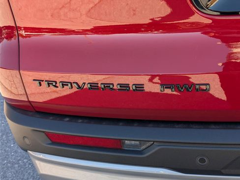 New 2026 Chevrolet Traverse Z71 image 5