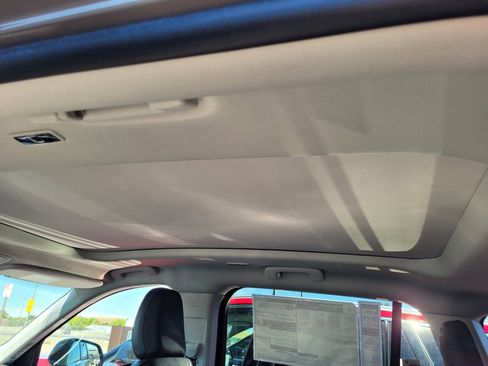 New 2025 Lincoln Aviator AWD w/ Equipment Group 101A image 12