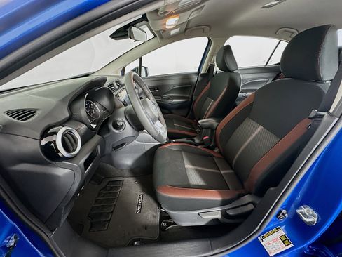 Used 2024 Nissan Versa SR image 13