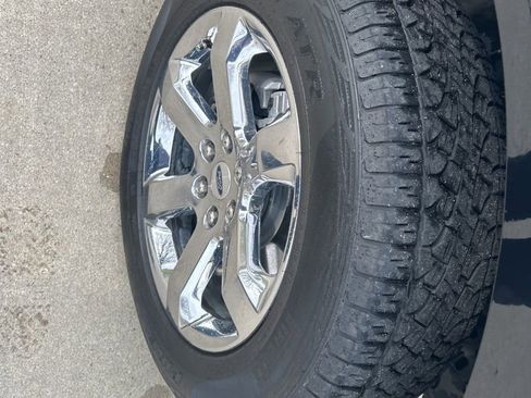 Used 2022 Ford F150 Lariat w/ Equipment Group 502A High image 10