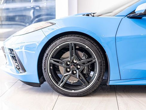 Used 2021 Chevrolet Corvette Stingray Convertible w/ 1LT image 10