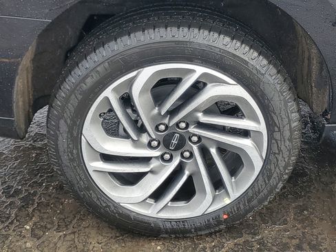 New 2026 Lincoln Navigator Premiere image 5