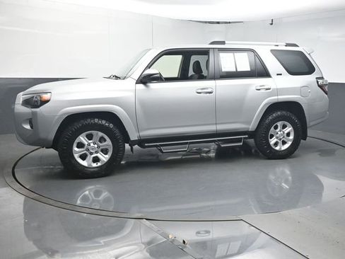 Used 2024 Toyota 4Runner SR5 Premium image 5