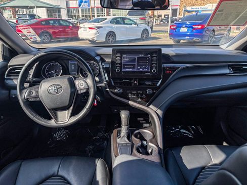 Certified 2024 Toyota Camry SE w/ Blackout Package (TMS) FWD image 15