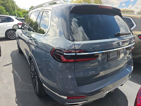 Certified 2024 BMW X7 xDrive40i AWD/4WD image 4
