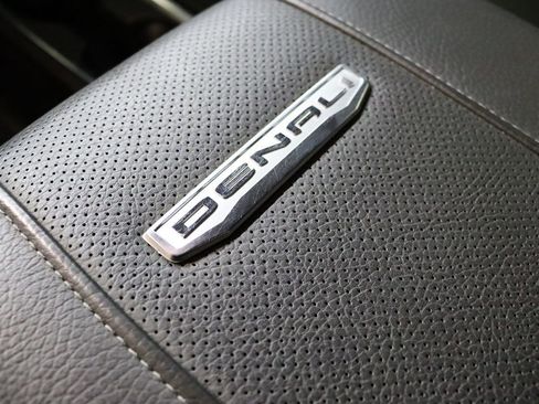 Used 2024 GMC Sierra 2500 Denali w/ Denali Reserve Package image 60