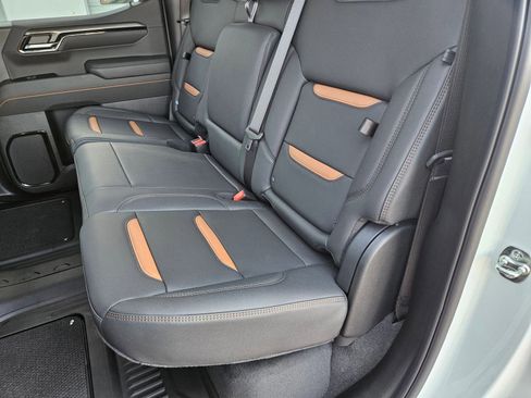 New 2026 GMC Sierra 1500 AT4 w/ AT4 Premium Package AWD/4WD image 30