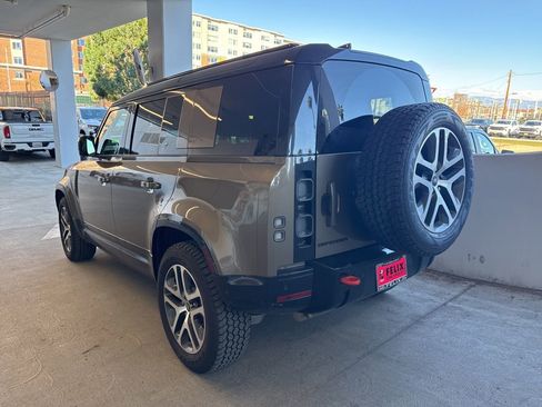 Used 2025 Land Rover Defender 110 X image 3