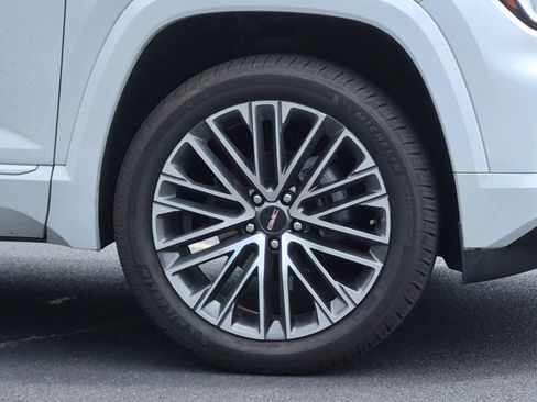 Used 2026 GMC Terrain Denali w/ LPO, Floor Liner Package AWD/4WD image 13