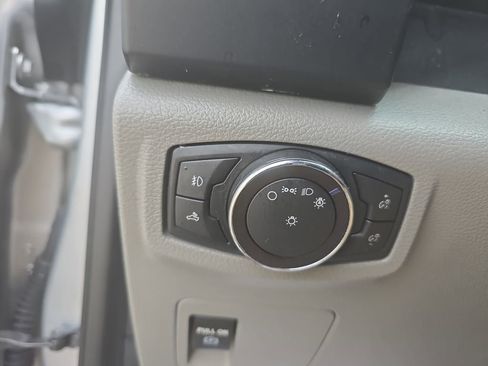 Used 2019 Ford F150 XL w/ Equipment Group 101A Mid AWD/4WD image 22
