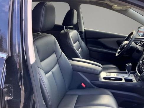 Used 2020 Nissan Murano SV w/ Premium Package image 7