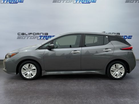 Used 2024 Nissan Leaf S FWD image 8