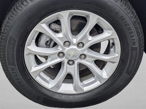 Used 2019 Chevrolet Equinox LS image 22