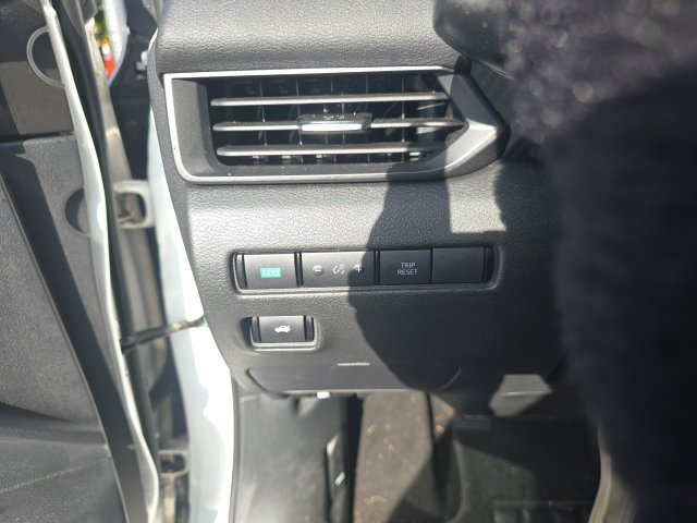 Certified 2024 Nissan Sentra S FWD image 11