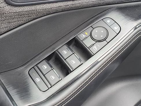 Certified 2023 Nissan Rogue SV image 16