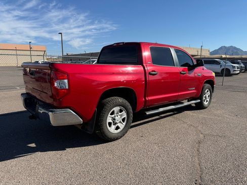 Used 2017 Toyota Tundra SR5 w/ SR5 Upgrade Package image 5