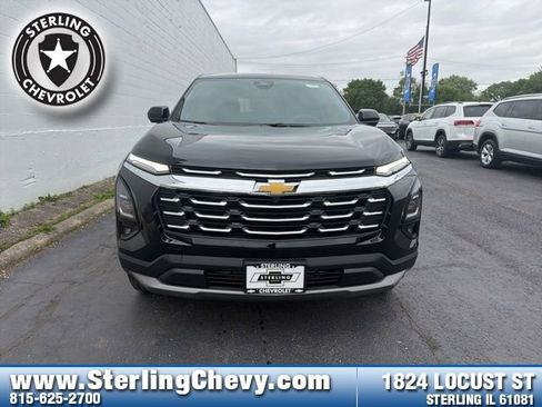 New 2026 Chevrolet Equinox LT w/ Safety and Technology Package FWD image 8