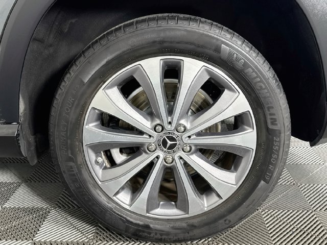 Used 2020 Mercedes-Benz GLE 350 4MATIC w/ MBUX Technology Package image 33