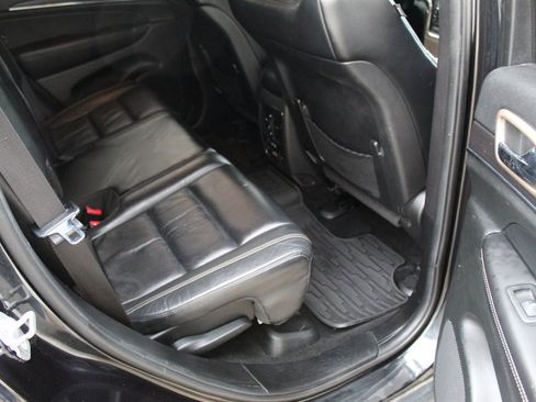 Used 2014 Jeep Grand Cherokee Limited image 12