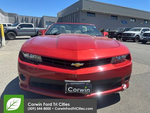 Used 2015 Chevrolet Camaro LT RWD image 6