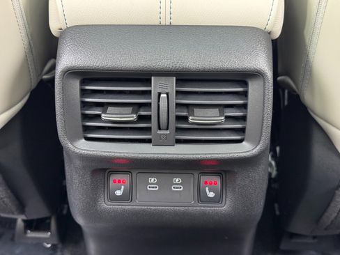 Used 2025 Nissan Murano Platinum image 39