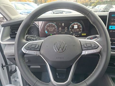 New 2026 Volkswagen Tiguan S image 14