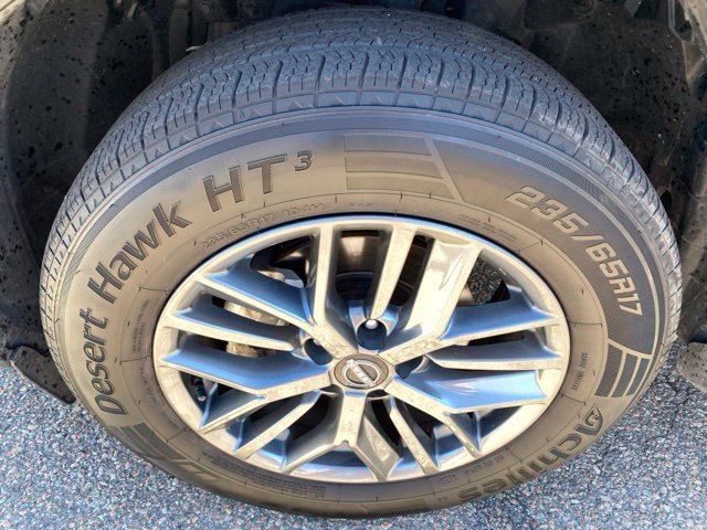 Used 2024 Nissan Rogue S FWD image 24