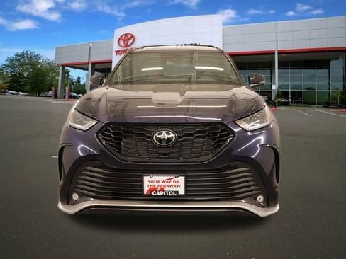 New 2026 Toyota Highlander XSE image 7