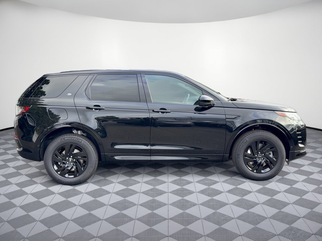 New 2026 Land Rover Discovery Sport Landmark AWD/4WD image 8