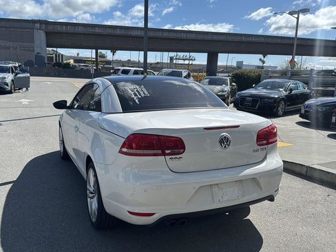 Used 2014 Volkswagen Eos Executive FWD image 8