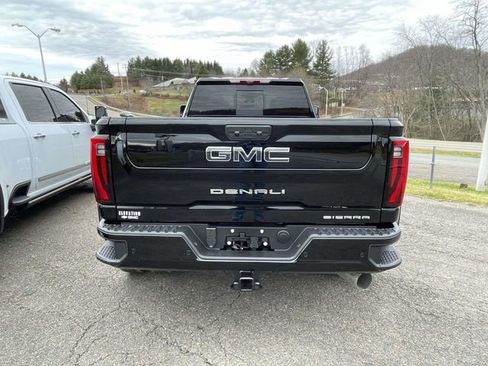 New 2026 GMC Sierra 3500 Denali Ultimate image 6