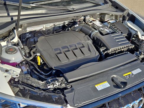 New 2025 Audi Q3 2.0T Premium image 10