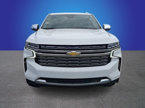 Used 2023 Chevrolet Suburban Premier RWD image 2