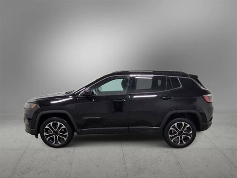 Used 2023 Jeep Compass Limited image 5