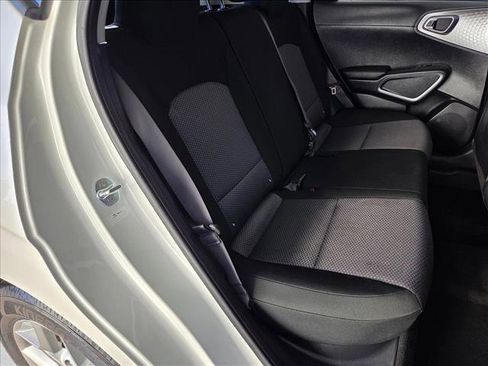 Used 2022 Kia Soul LX w/ Technology Package image 18