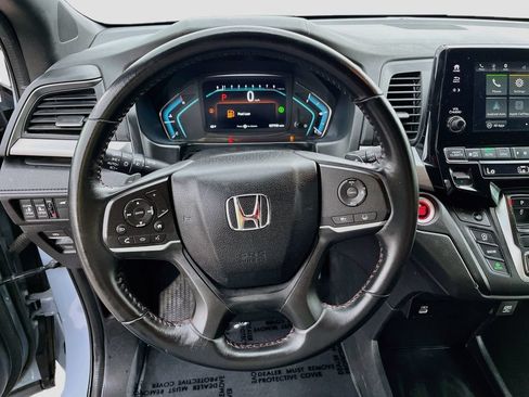 Used 2023 Honda Odyssey Sport image 11
