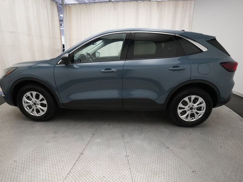 Used 2023 Ford Escape Active AWD/4WD image 24