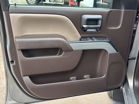 Used 2017 Chevrolet Silverado 2500 LT w/ LT Convenience Package image 25