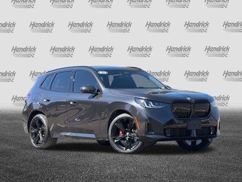 Used 2025 BMW X3 xDrive30i w/ M Sport Package image 2