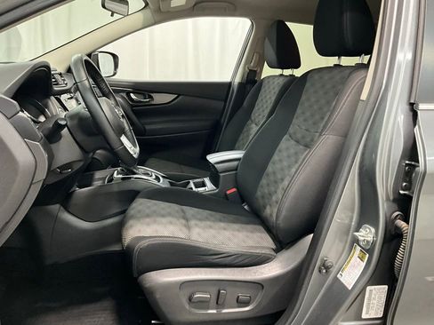 Used 2018 Nissan Rogue Sport SV w/ SV All-Weather Package image 20