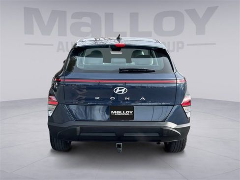 Used 2025 Hyundai Kona SE image 4