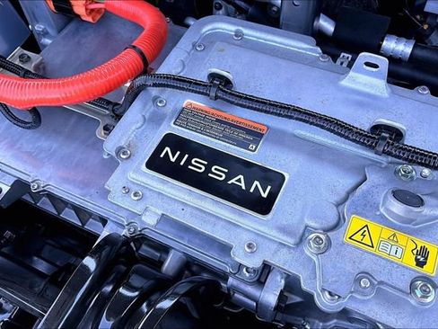 Certified 2024 Nissan Ariya AWD image 30