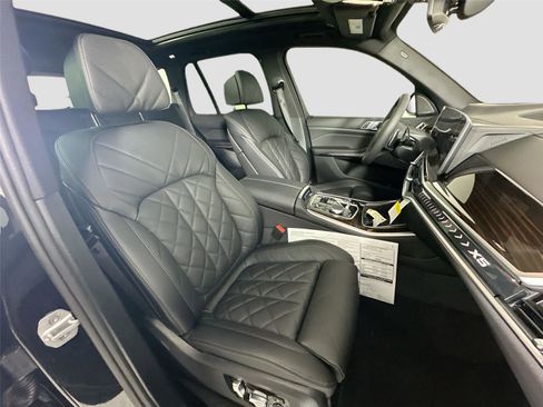 New 2026 BMW X5 xDrive40i w/ M Sport Package AWD/4WD image 31