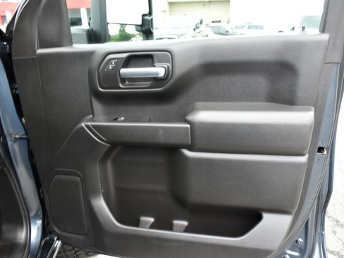 Used 2019 Chevrolet Silverado 1500 Custom Trail Boss w/ Custom Convenience Package AWD/4WD image 35